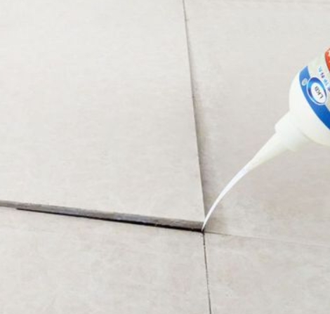 日照市瓷砖空鼓维修公司分享卫生间瓷砖脱落的原因可能有以下几点